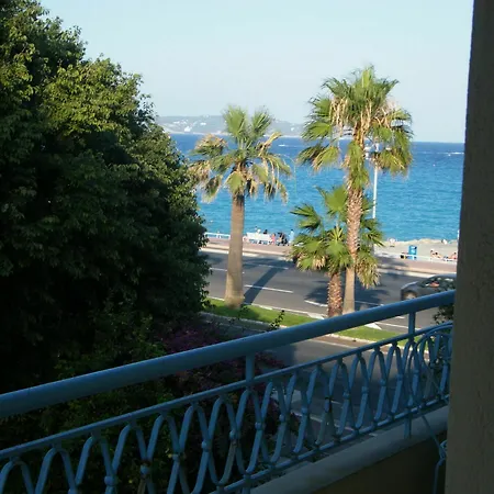 Appartamento Henri Iv 2chambres Jardin Mer-pettorossi *